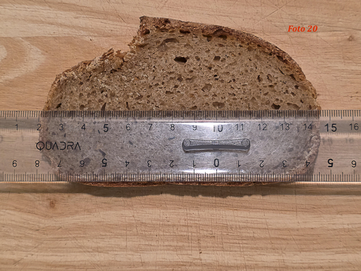 confronto della mollica del pane di monococco tra primo e secondo test sperimentale